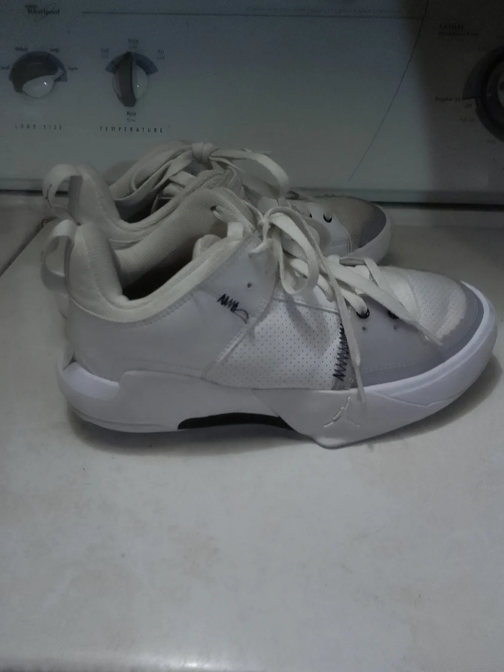 Jordan all white